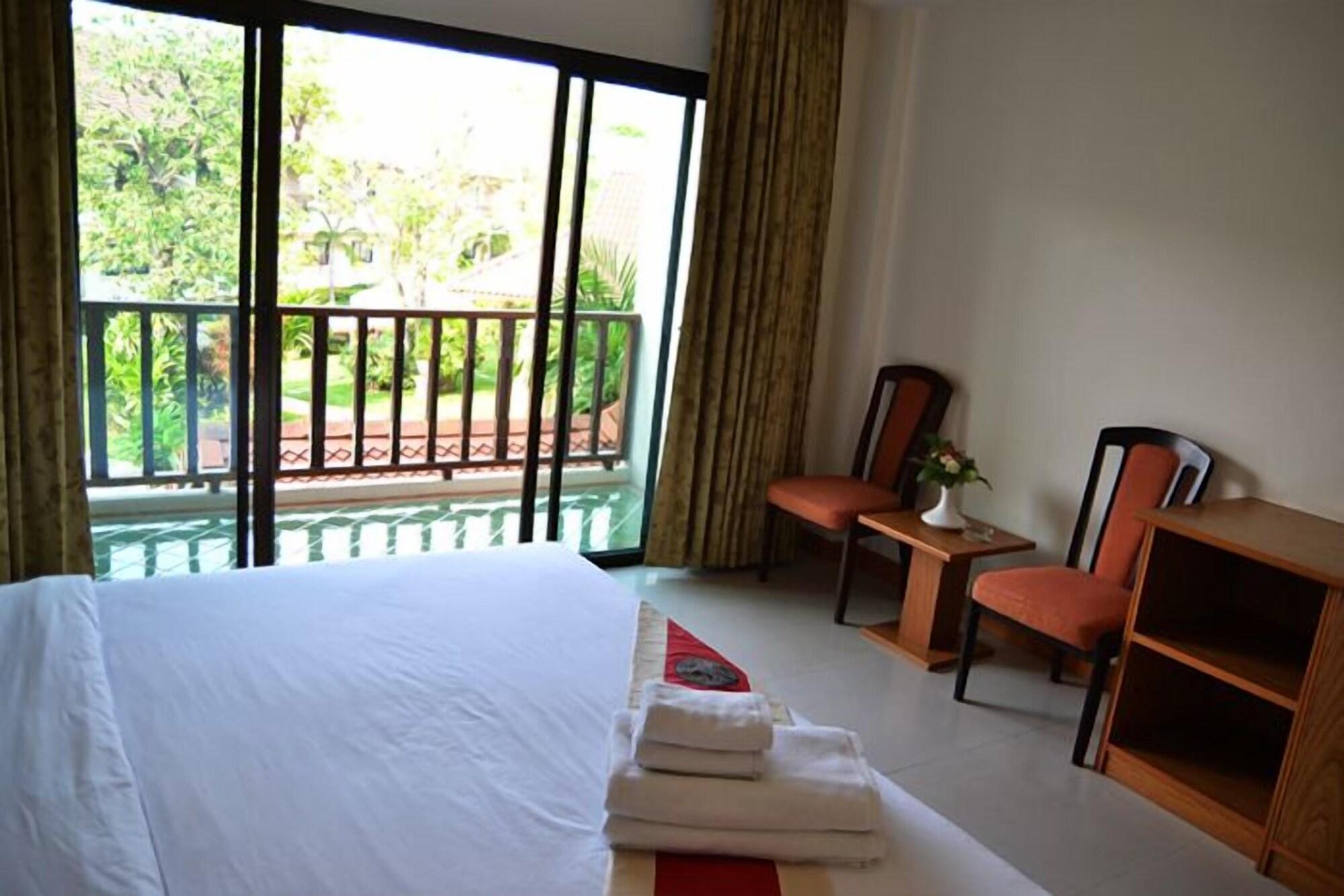 President Hotel Udonthani Exterior photo