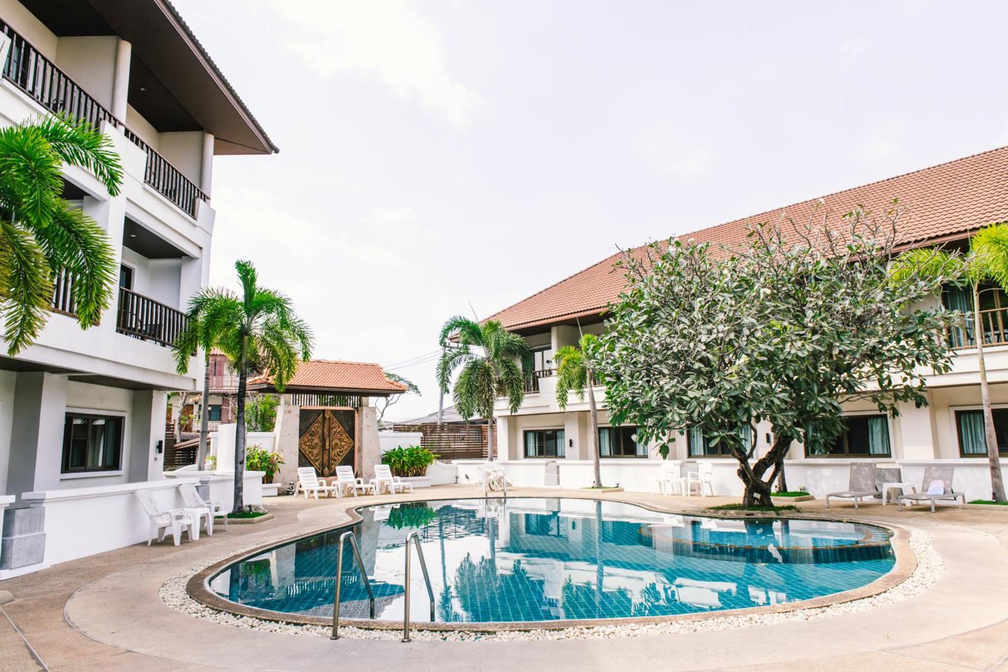 President Hotel Udonthani Exterior photo