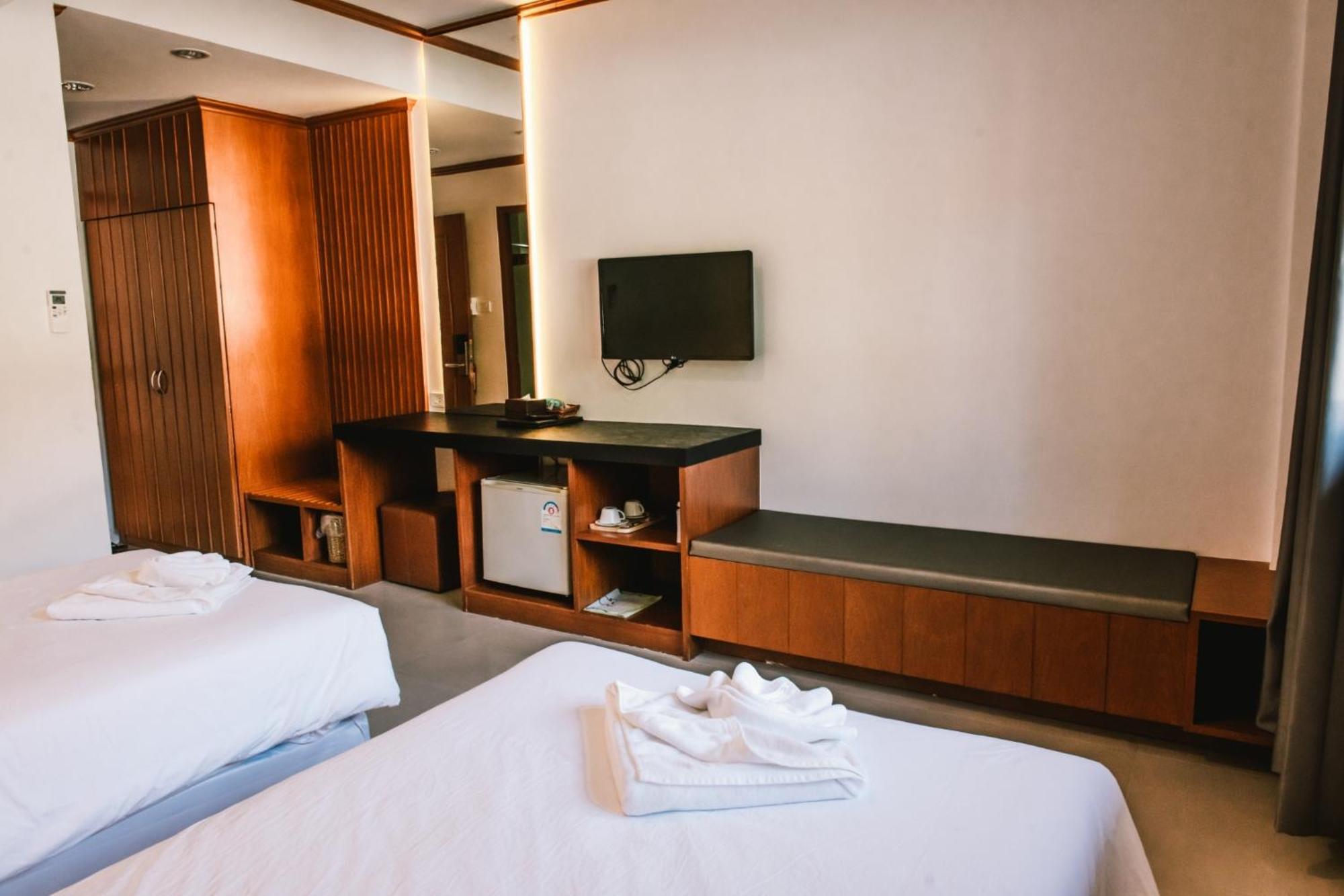 President Hotel Udonthani Exterior photo